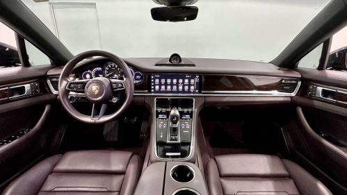 2022 Porsche Panamera - Images - 20