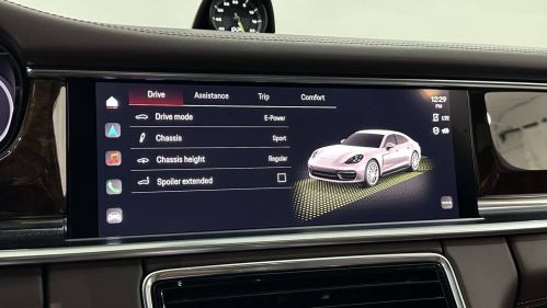 2022 Porsche Panamera - Images - 40