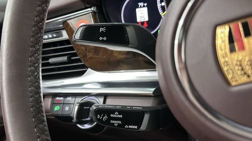2022 Porsche Panamera - Images - 44