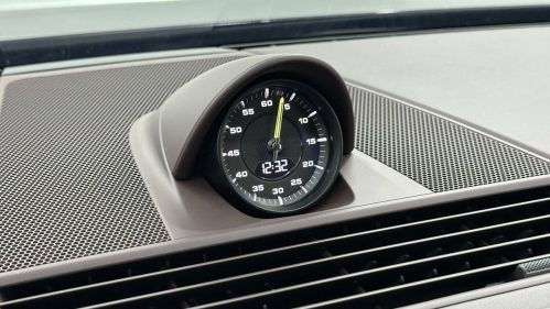 2022 Porsche Panamera - Images - 52