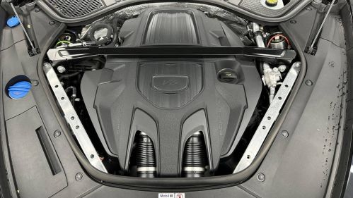 2022 Porsche Panamera - Images - 56