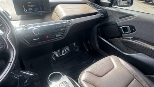 2017 BMW i3 - Images - 22