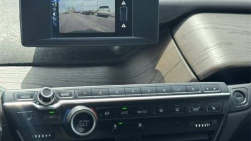 2017 BMW i3 - Images - 24