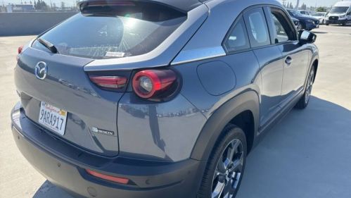 2022 Mazda MX-30 EV - Images - 4