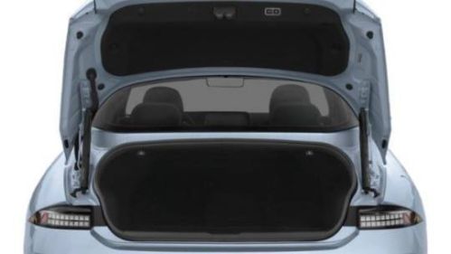 2025 Hyundai IONIQ 6 KMHM34AC8SA104222