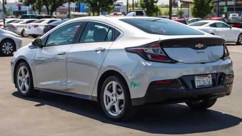 2017 Chevrolet VOLT - Images - 2