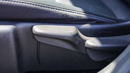 2017 Chevrolet VOLT - Images - 20