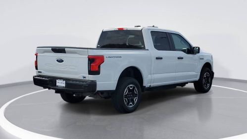 2022 Ford F-150 Lightning - Images - 3