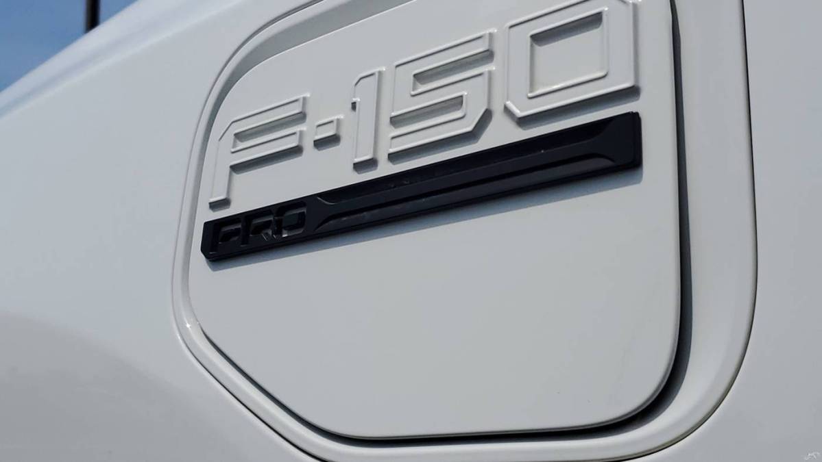 2022 Ford F-150 Lightning - Images - 7
