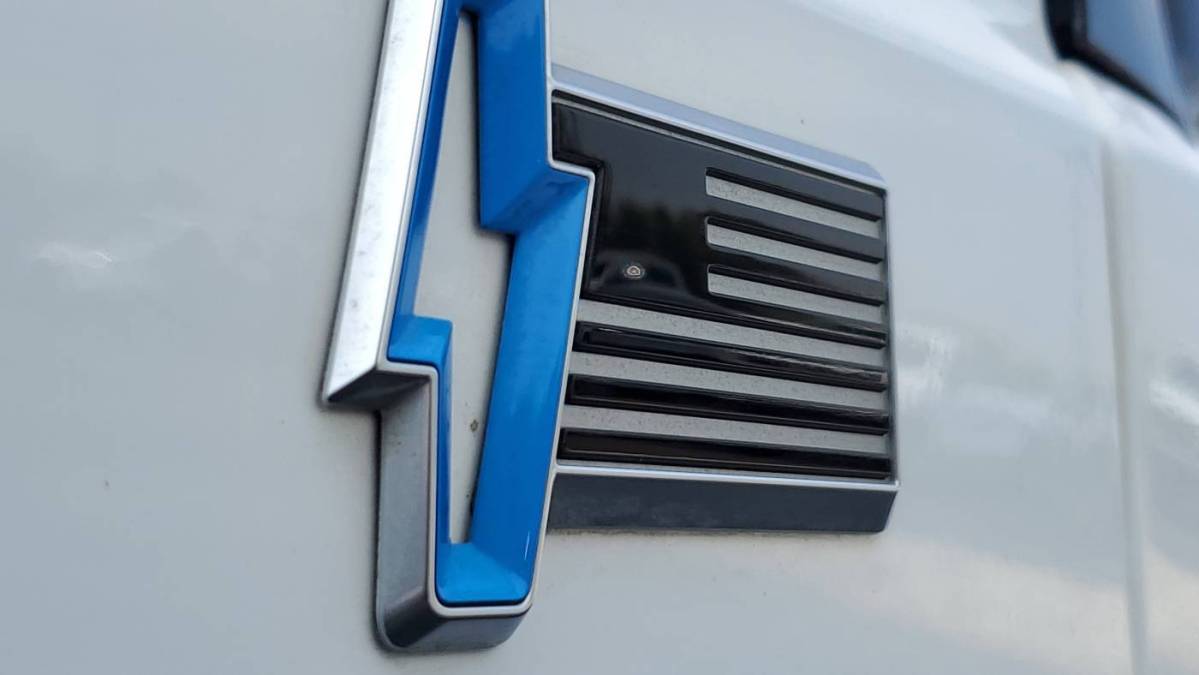 2022 Ford F-150 Lightning - Images - 10