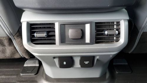 2022 Ford F-150 Lightning - Images - 15