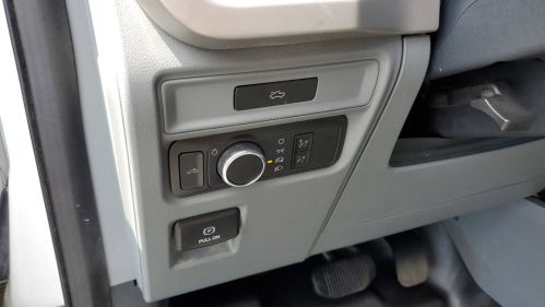 2022 Ford F-150 Lightning - Images - 23