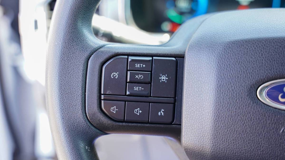 2022 Ford F-150 Lightning - Images - 13