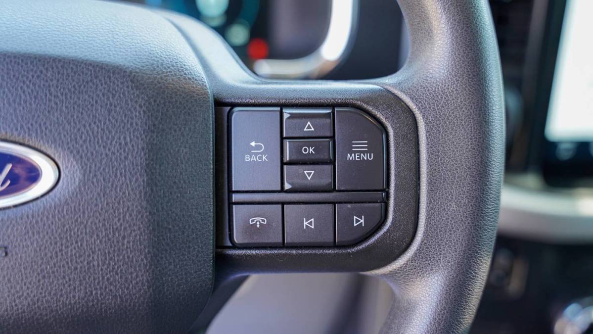 2022 Ford F-150 Lightning - Images - 14