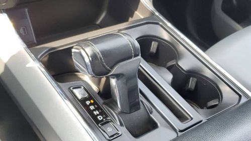 2022 Ford F-150 Lightning - Images - 33