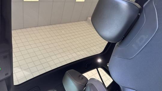 2023 Volkswagen ID.4 1V25MPE89PC024550