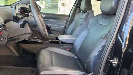 2023 Volkswagen ID.4 1V25MPE89PC024550