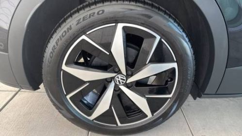 2023 Volkswagen ID.4 1V25MPE89PC024550