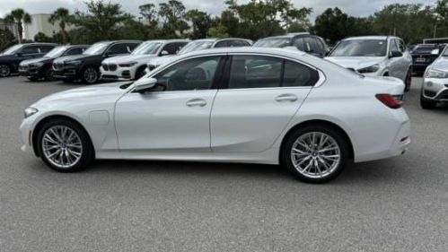 2024 BMW 3 Series - Images - 7