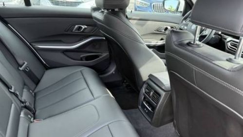 2024 BMW 3 Series - Images - 15