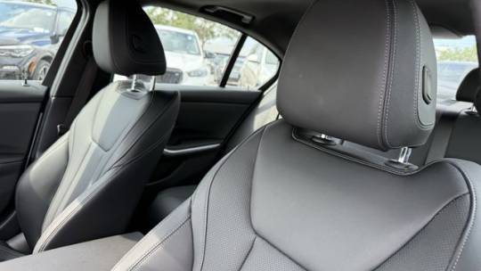 2024 BMW 3 Series - Images - 19