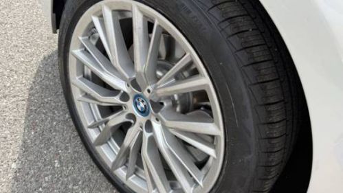 2024 BMW 3 Series - Images - 30