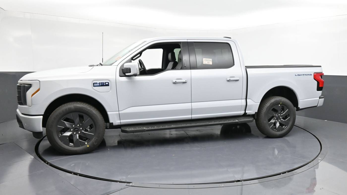 2025 Ford F-150 Lightning 1FT6W5L79SWG08114