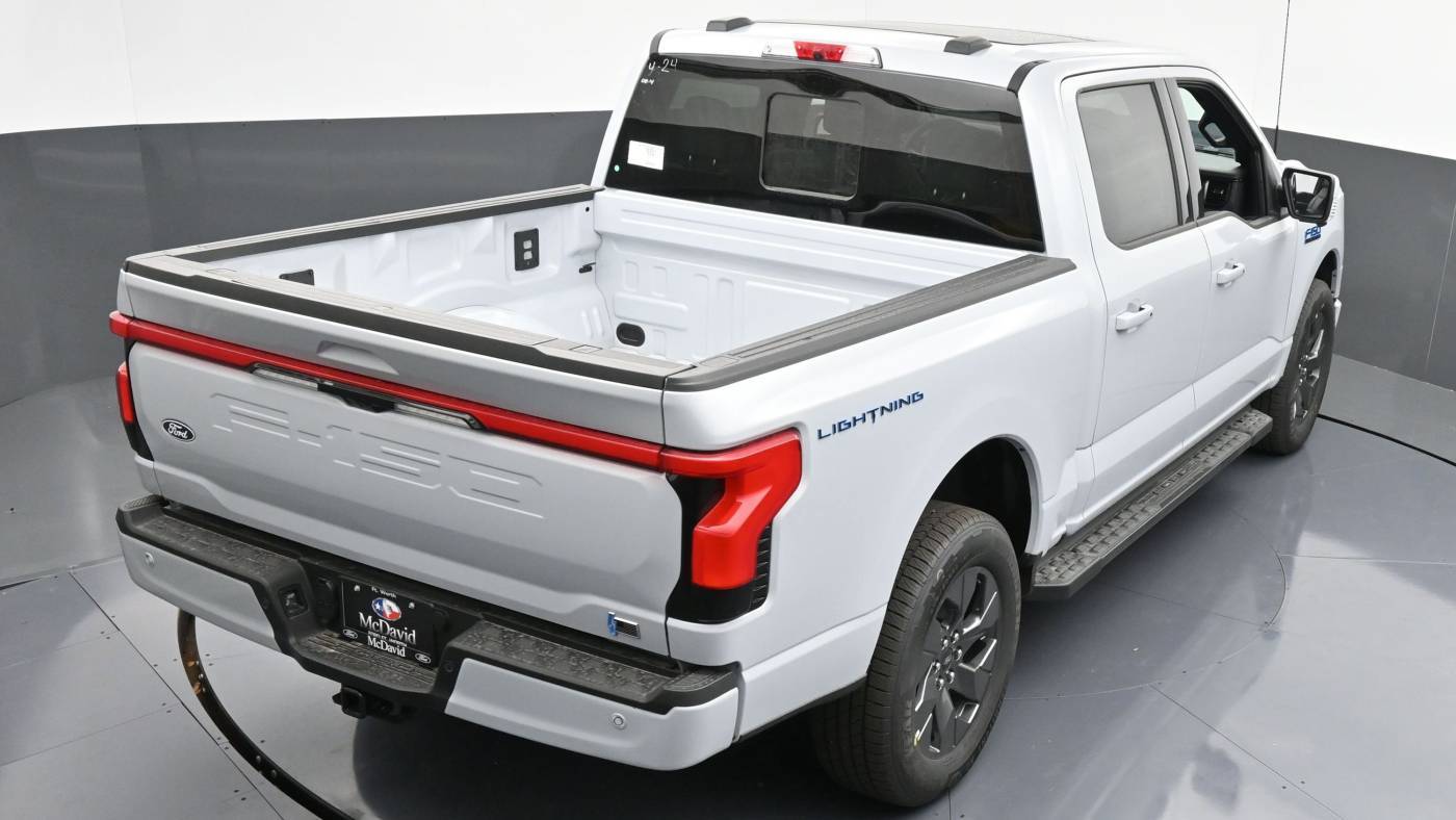 2025 Ford F-150 Lightning 1FT6W5L79SWG08114
