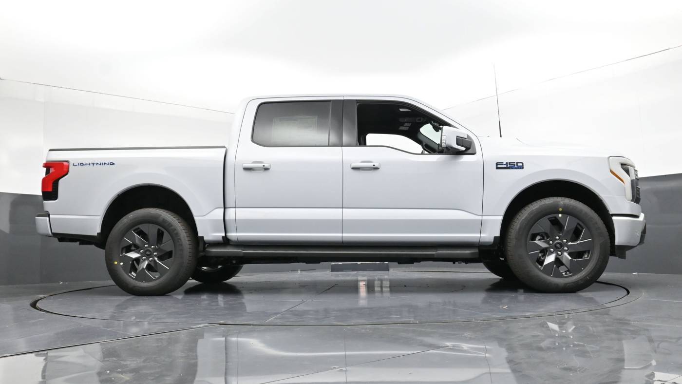 2025 Ford F-150 Lightning 1FT6W5L79SWG08114