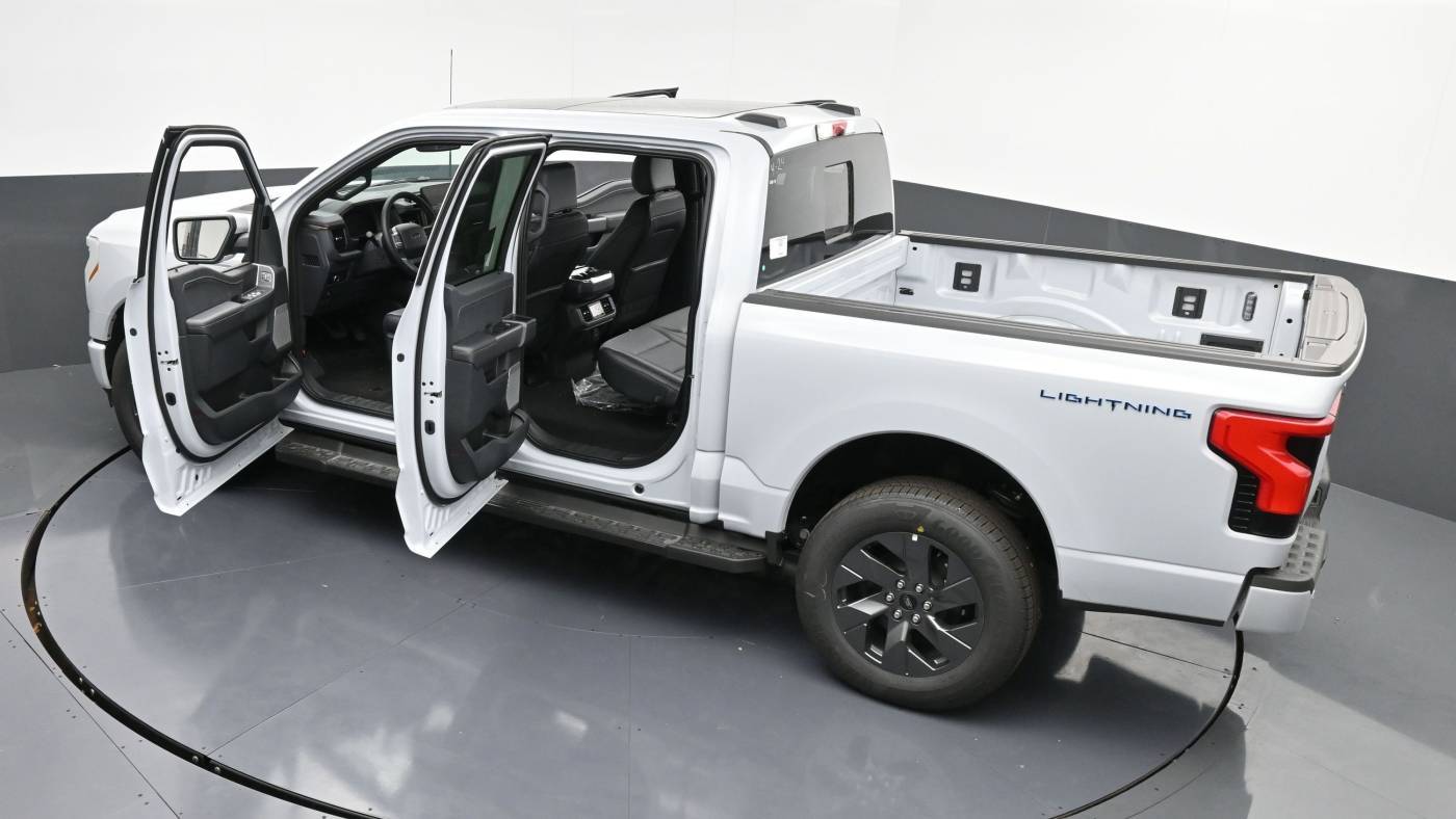 2025 Ford F-150 Lightning 1FT6W5L79SWG08114