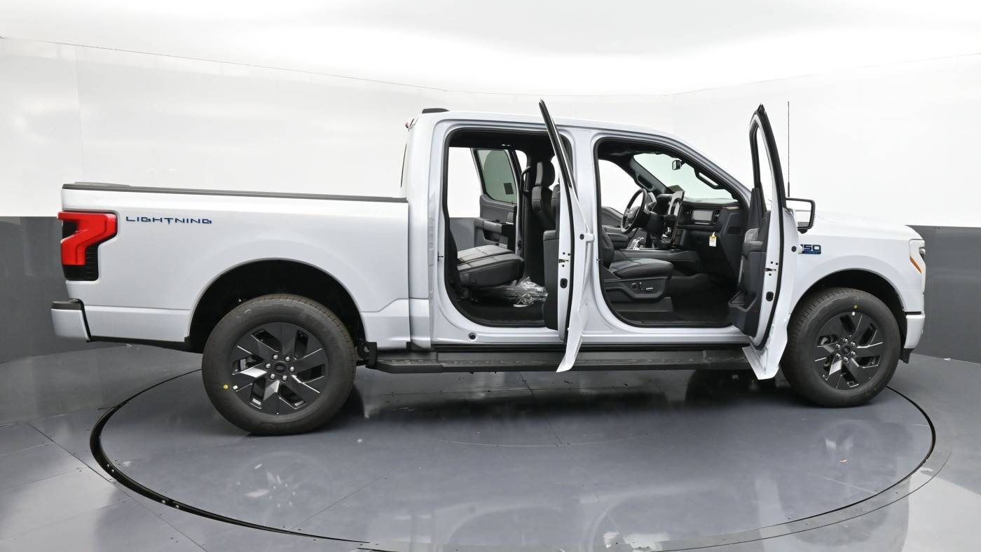 2025 Ford F-150 Lightning 1FT6W5L79SWG08114