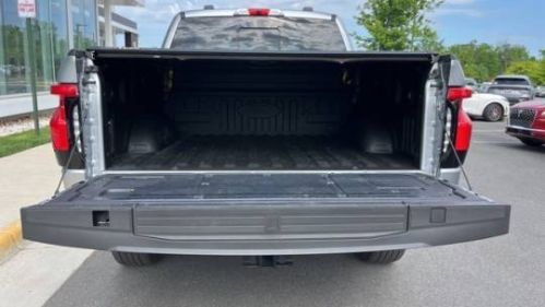 2023 Ford F-150 Lightning - Images - 11