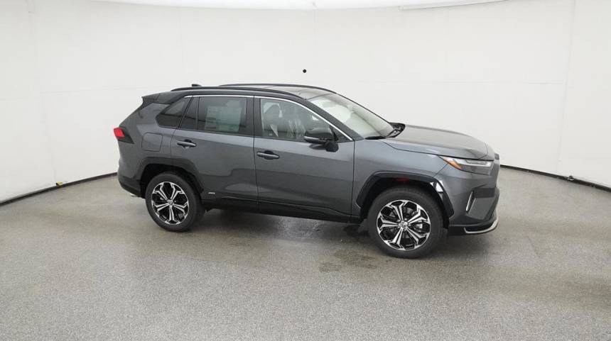 2025 Toyota RAV4 Plug-In Hybrid JTMEB3FV3SD257282