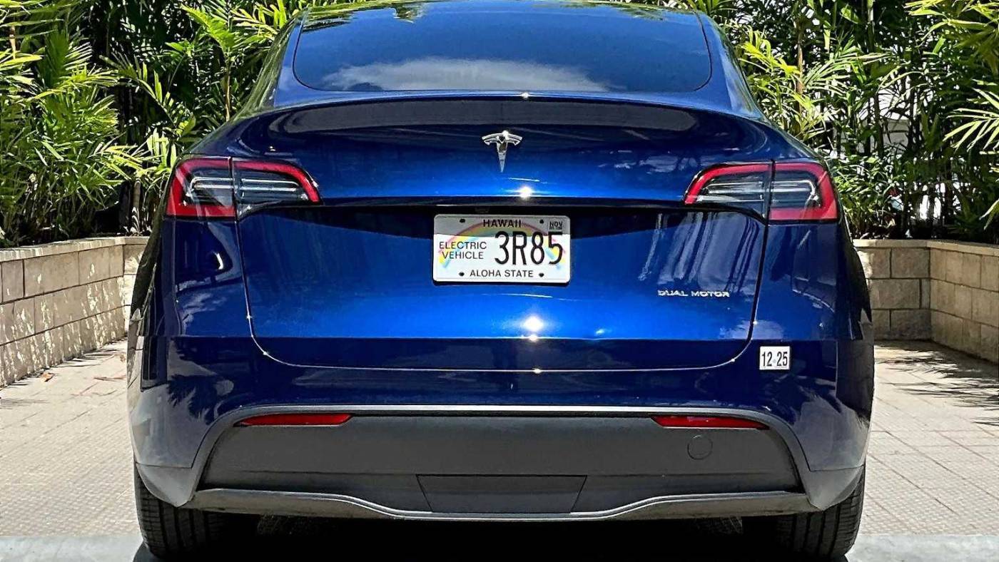 2023 Tesla Model Y 7SAYGAEE1PF939780