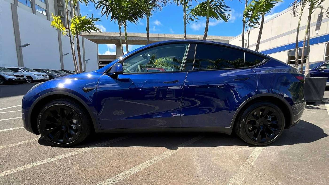 2023 Tesla Model Y 7SAYGAEE1PF939780