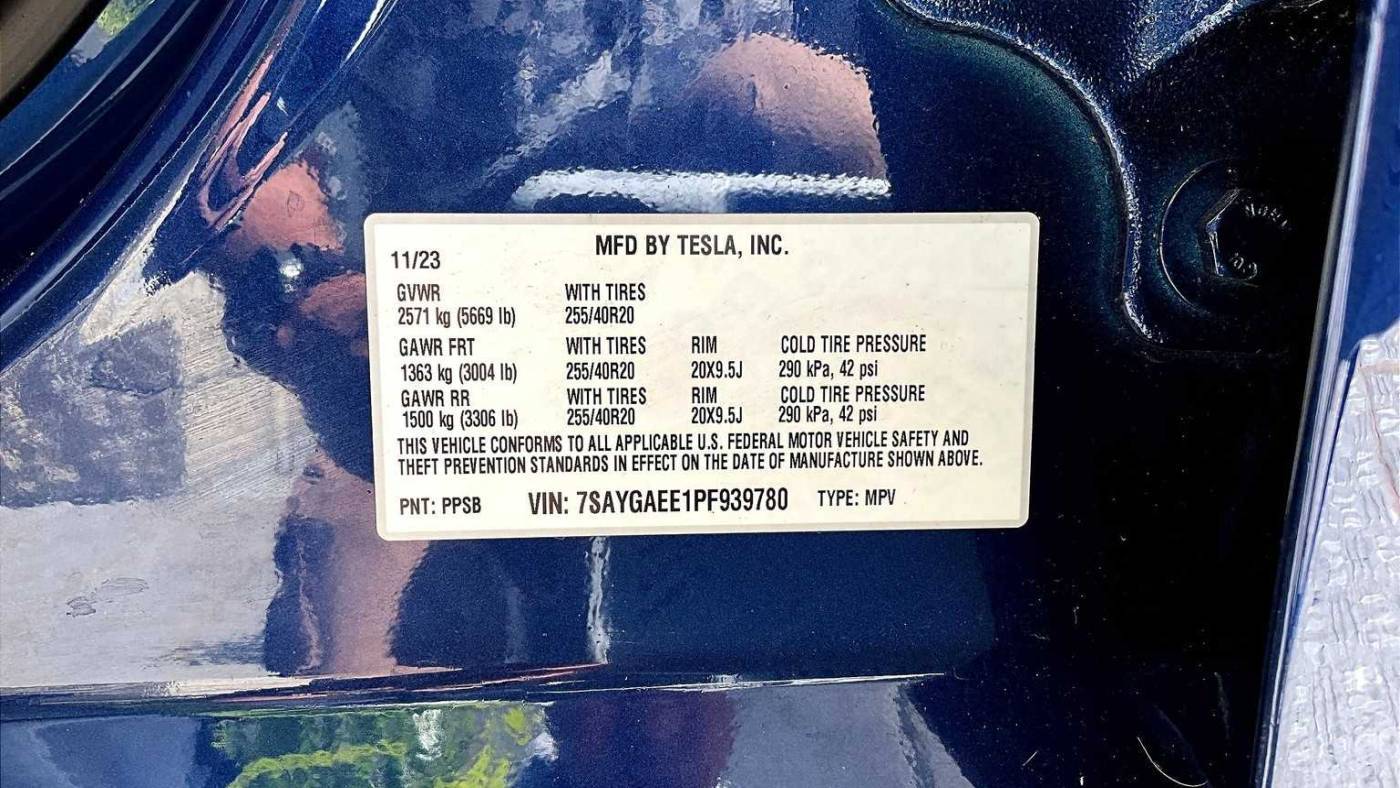 2023 Tesla Model Y 7SAYGAEE1PF939780