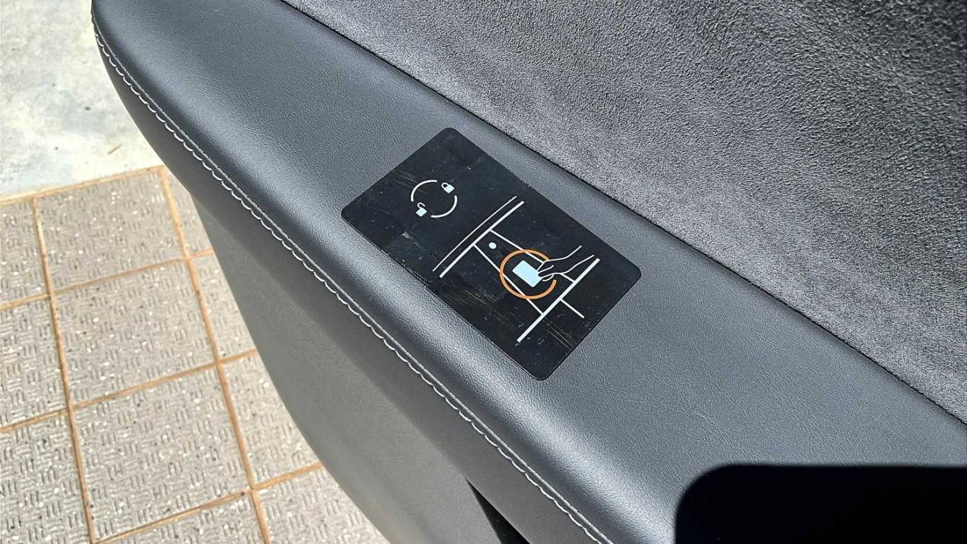 2023 Tesla Model Y 7SAYGAEE1PF939780