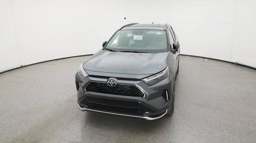 2025 Toyota RAV4 Plug-In Hybrid JTMEB3FV3SD257282