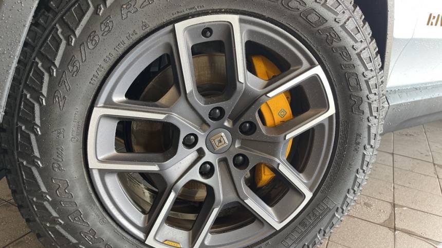 2023 Rivian R1S - Images - 3