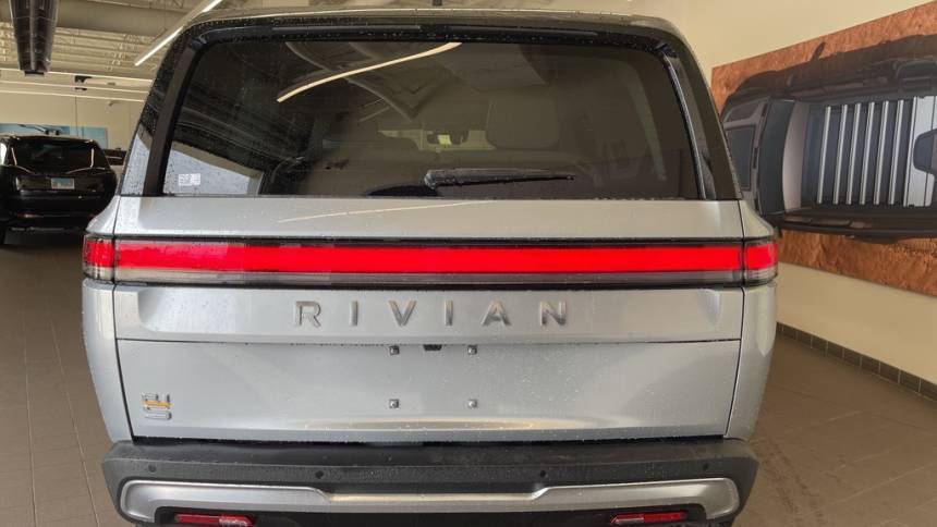 2023 Rivian R1S - Images - 6