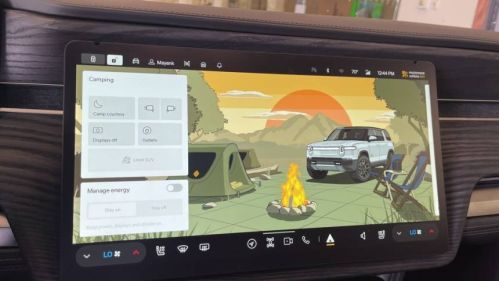2023 Rivian R1S - Images - 16