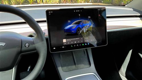 2023 Tesla Model Y 7SAYGAEE1PF939780