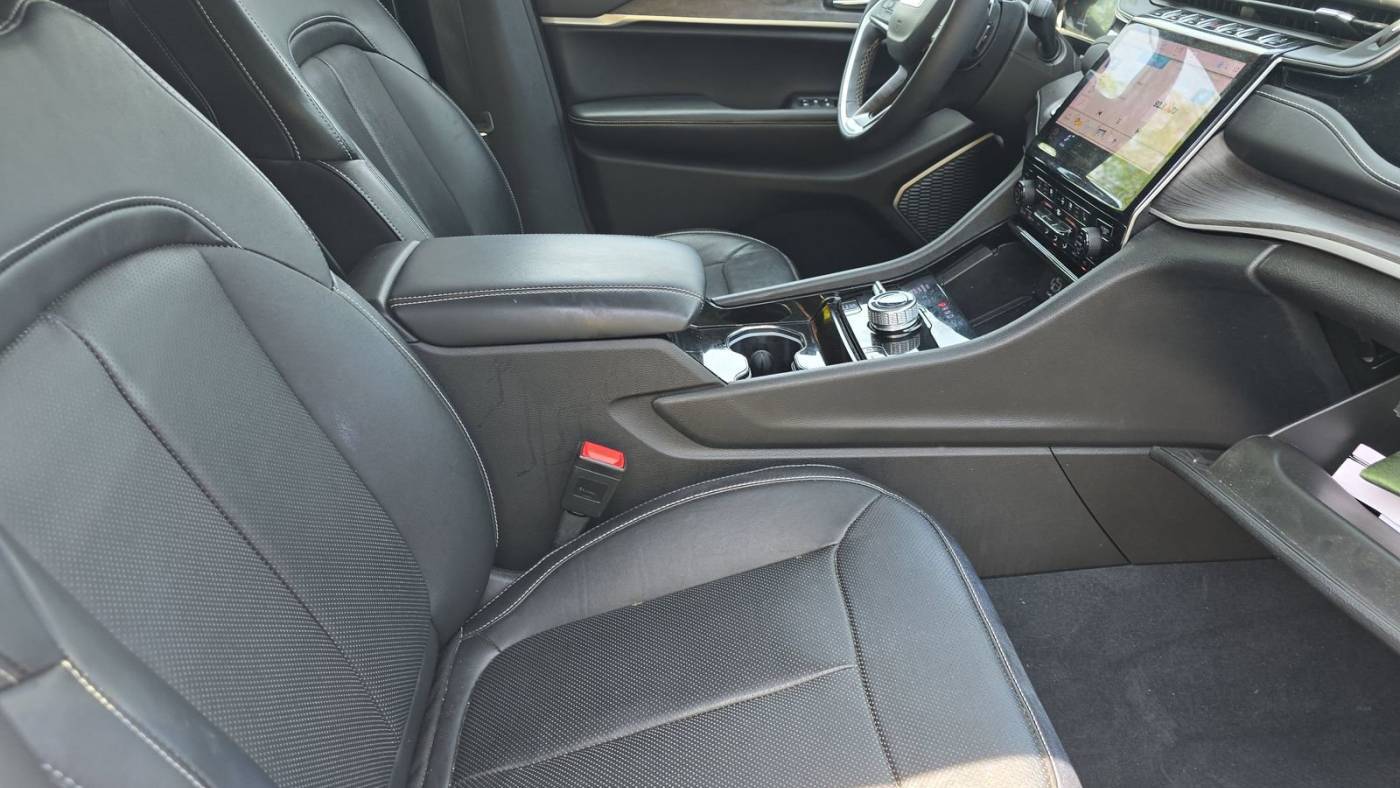2023 Jeep Grand Cherokee 1C4RJYB67P8787240