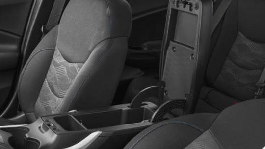 2019 Chevrolet VOLT - Images - 16