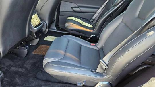 2023 Tesla Model X 7SAXCBE66PF412095