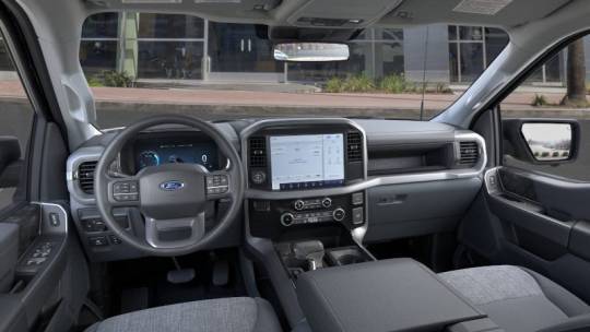 2025 Ford F-150 Lightning 1FTVW3LK0SWG11472