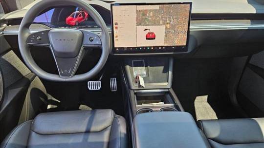 2023 Tesla Model X 7SAXCBE66PF412095