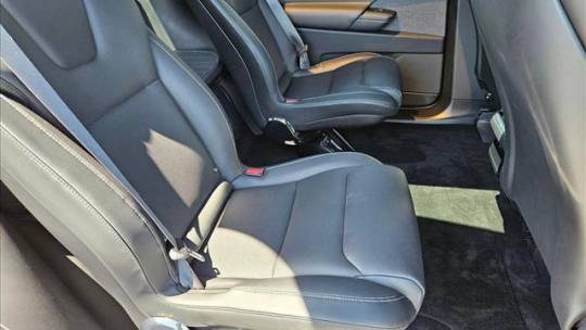 2023 Tesla Model X 7SAXCBE66PF412095
