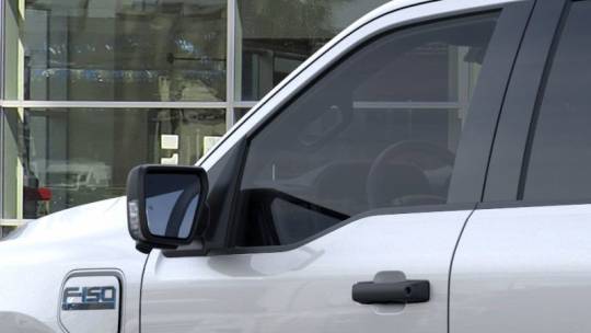 2025 Ford F-150 Lightning 1FTVW3LK0SWG11472