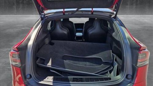 2023 Tesla Model X 7SAXCBE66PF412095